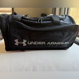 Vintage Under Armour Black and Silver Men's Duffel Bag